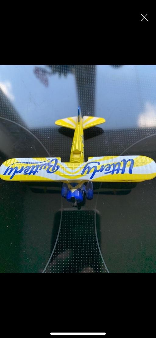  — Corgi plane