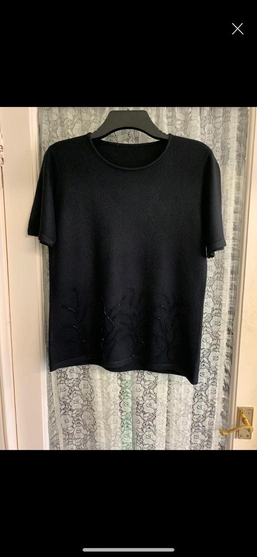  — Ladies jumper