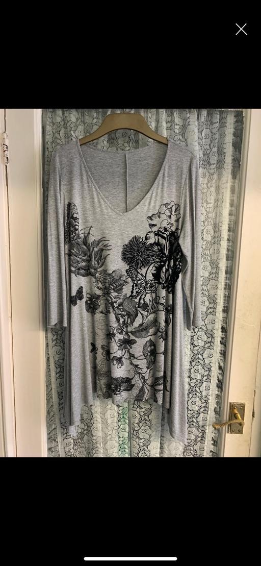  — Ladies blouse