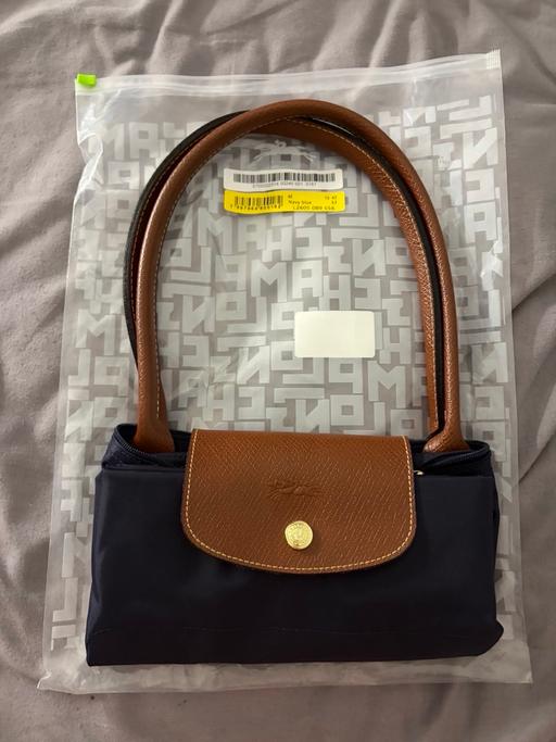  — Longchamp handbag