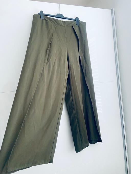  — (XL/18ish) SHEIN CROPPED CULOTTES