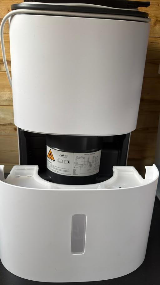  — Dehumidifier