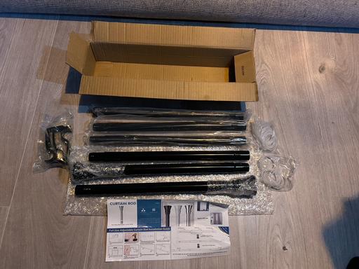  — 6pc BLACK GLOSS CURTAIN POLES
