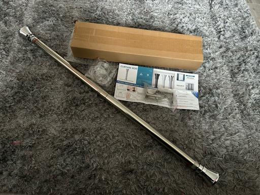  — CHROME CURTAIN POLE SETS
