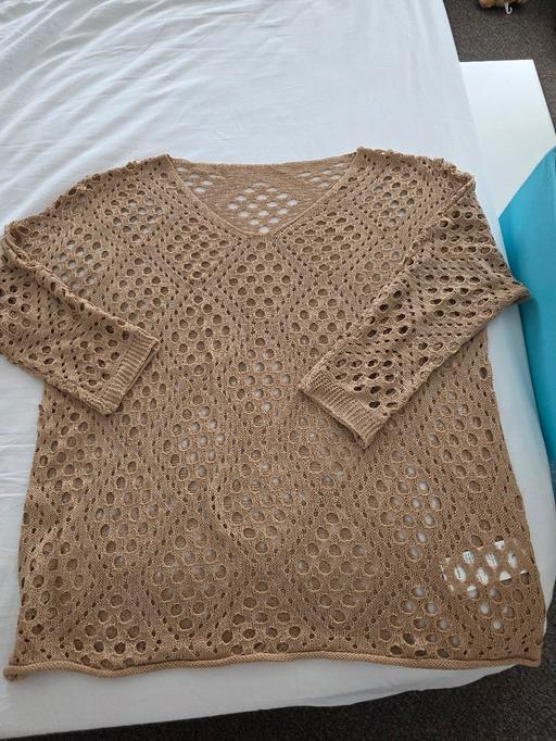 — ladies loose top 12/14