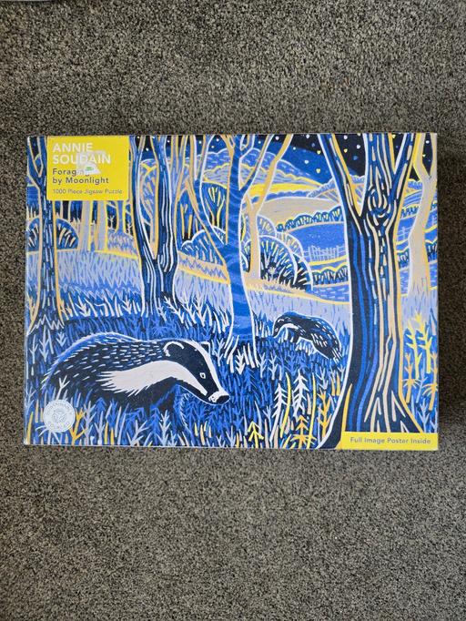  — 1000 piece jigsaw - Foraging by Midnight