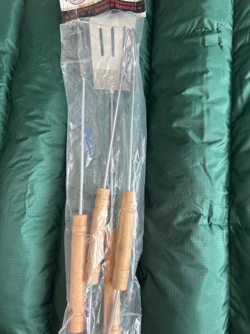  — Garden BBQ SET. 3 pieces. Good quality. New