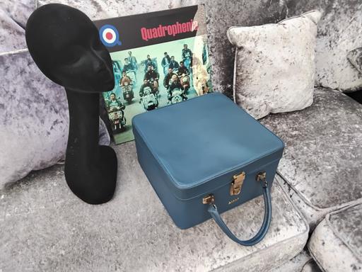  — vintage vanity case antler cool make up etc