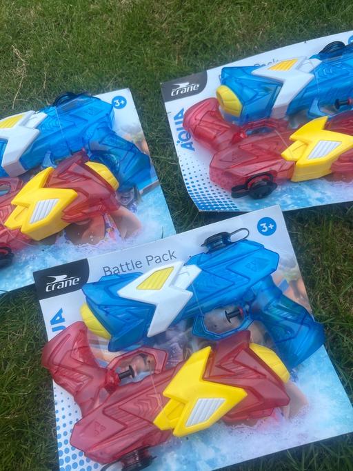  — Twin pack of water pistols by Crane. New