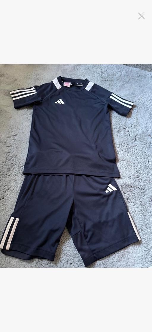  — Boys Adidas set