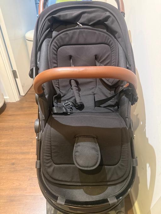  — Ickle bubba pushchair with bassinet