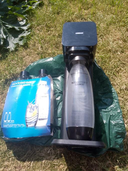  — Soda stream &bottles