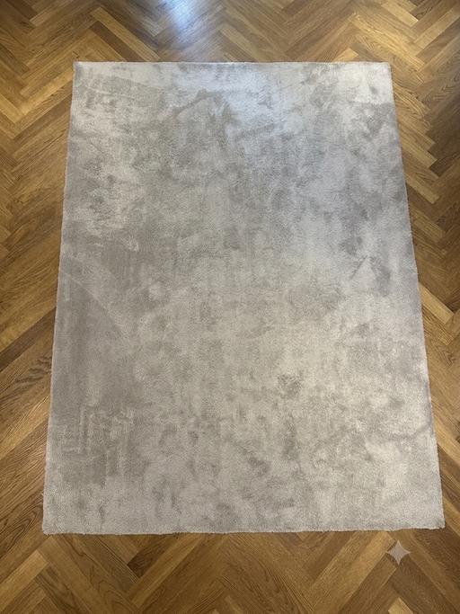  — Chateau Grey Rug