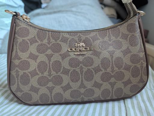  — coach shoulder bag - brown