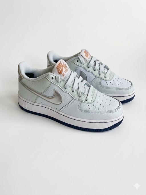  — Nike air force ones size 3