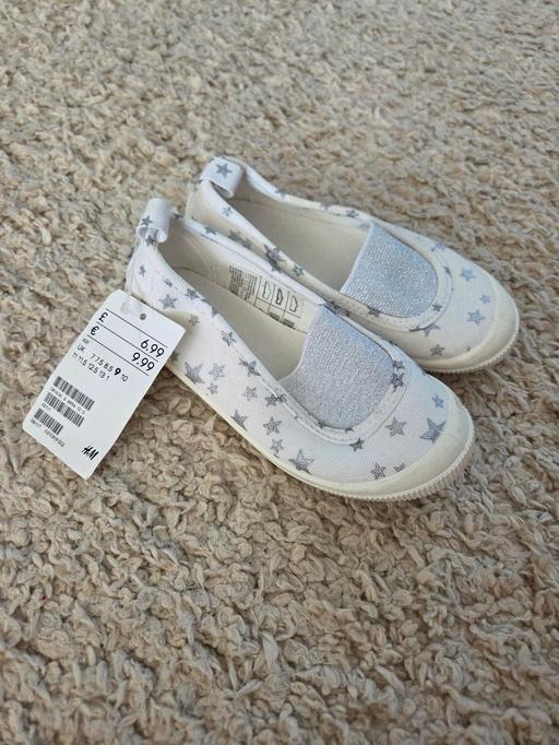  — 🌟NEW🌟 Size 9 H&M pumps