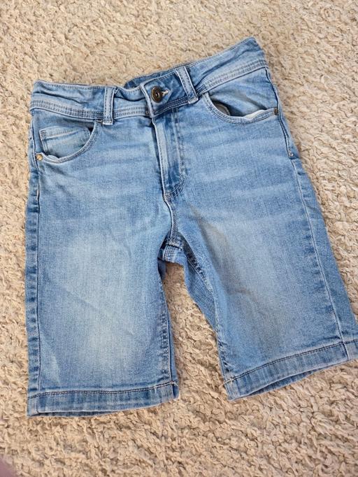  — Age 8-9 PRIMARK denim shorts
