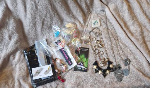  — jewellery bundle