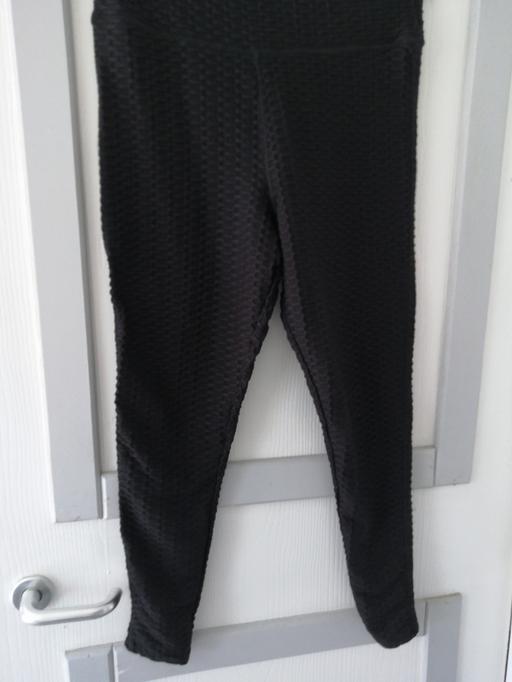  — ladies Leggings think about size *12*