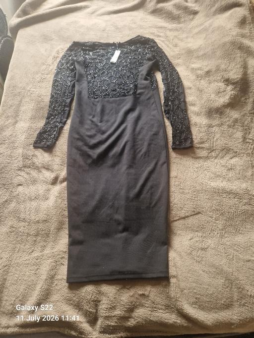  — Beautiful river island dress