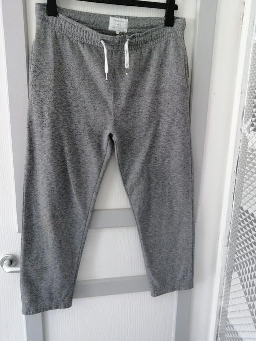  — Men's size *S*