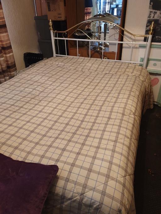  — DOUBLE BED WITH MATTRESS NEW
