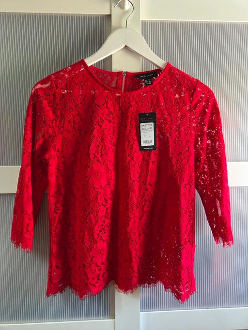  — 🌟NEW🌟 Size 10 NEW LOOK red lace top
