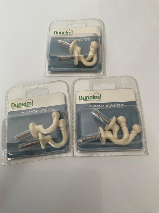 — BALL HOOK mediun