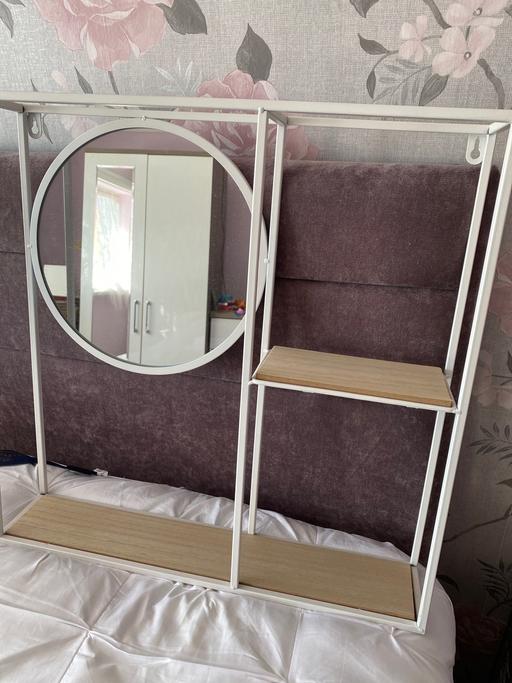  — Bathroom hanging shelf & mirror