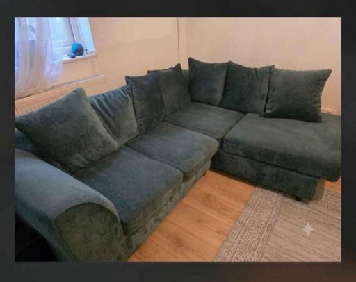  — Emerald Green Sofa