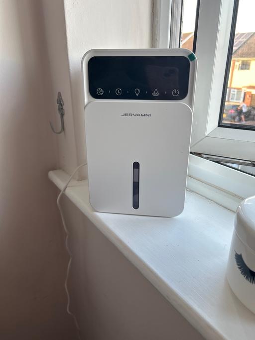  — Dehumidifier