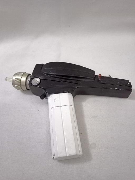  — STAR TREK PROP PRINTED HAND PHASER.