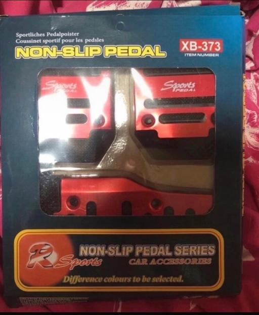  — Non slip pedals
