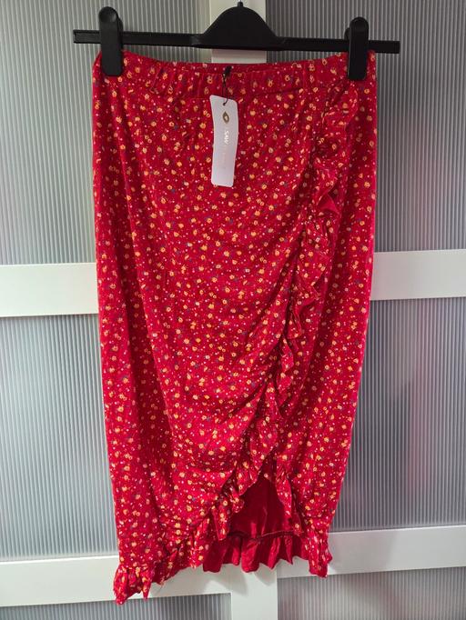  — 🌟NEW🌟 Size 14 I SAW IT FIRST wrap skirk