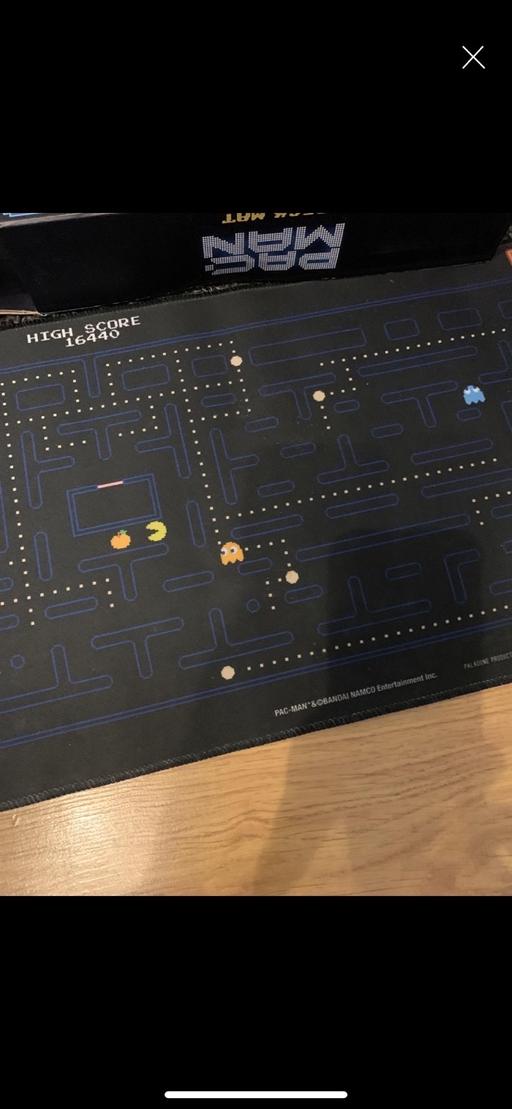  — Desk mat
