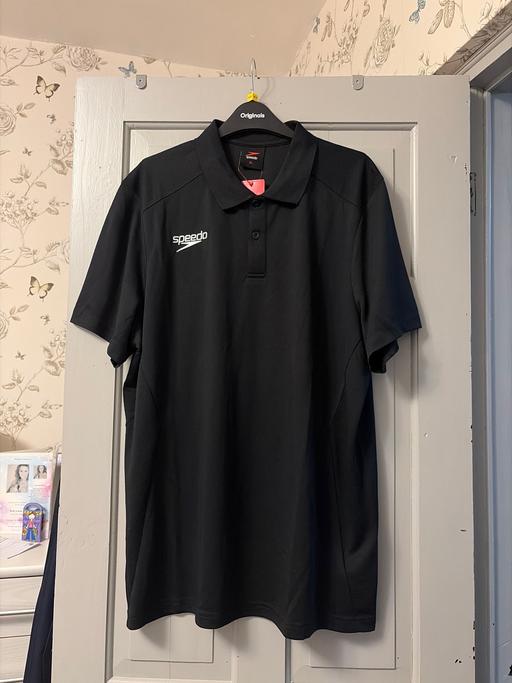  — Men’s Speedo polo neck t shirt