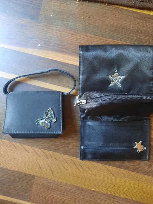  — purse and travel bag