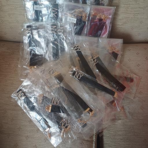  — Joblot over 70 NY chokers / necklaces. New