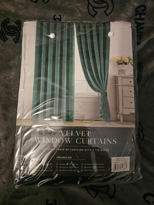  — curtains tab top size 90x90 with tie backs