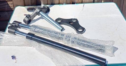  — ebike front fork and yoke set. new