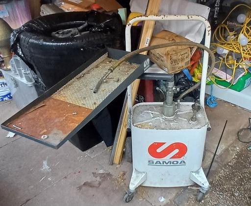  — Car / bike engine oil drainer.