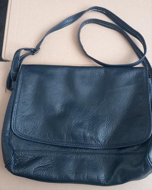  — Ladies dark blue crossbody handbag
