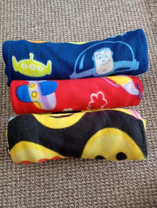  — kids blankets sold separately