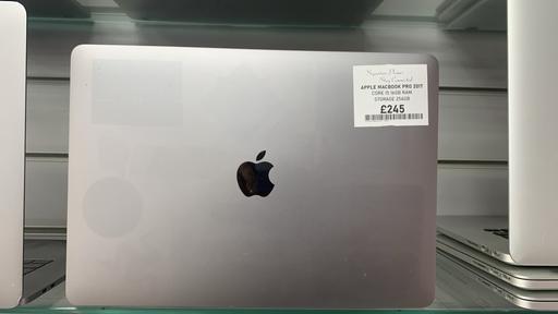  — Macbook 2017 pro
