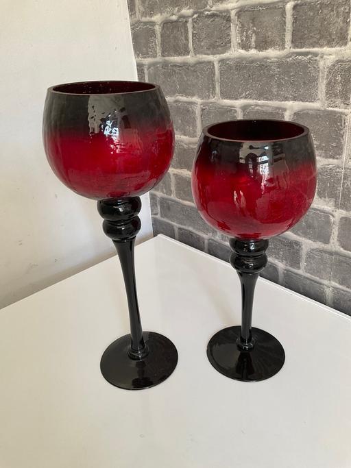  — beautiful vases