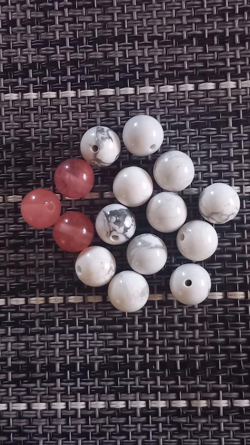  — beads-gemstones