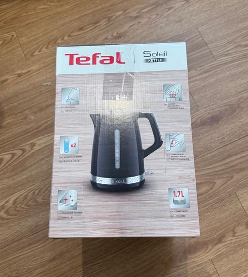  — Tefal Soleil Kettle Black 1.7L – New, Boxed