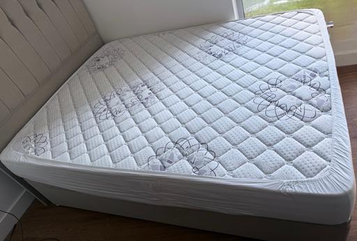 — King Size Mattress