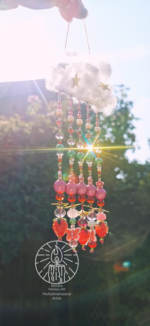  — 🍓 Strawberry Starry Night Cloud Suncatcher