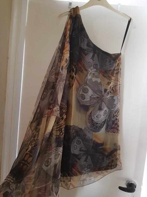  — size 8 women butterfly design dress